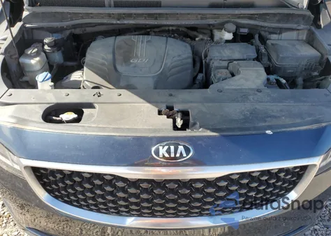 2016 Kia Sedona Lx из США, поврежденный, VIN KNDMB5C19G6161760